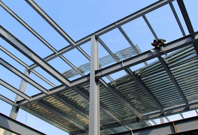 咸阳钢结构工程中钢柱吊装需注意的几点